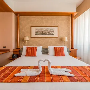 best-western-hotel-crystal.it-lombardy.com/
